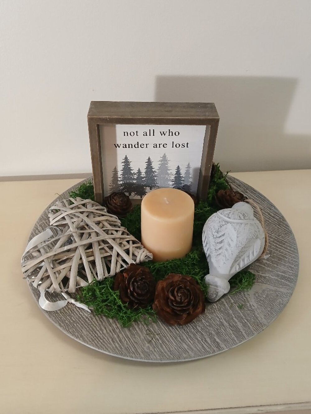 Nature/rustic tray decor